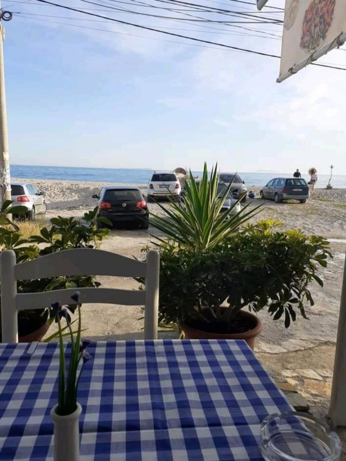 Anxhelos Hotel Himarë Exterior foto
