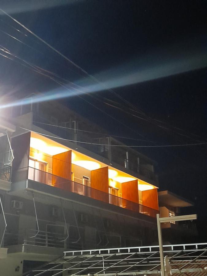 Anxhelos Hotel Himarë Exterior foto
